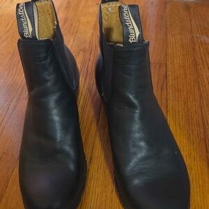New Women's Chelsea #1671 Blundstone Black Leather Boots